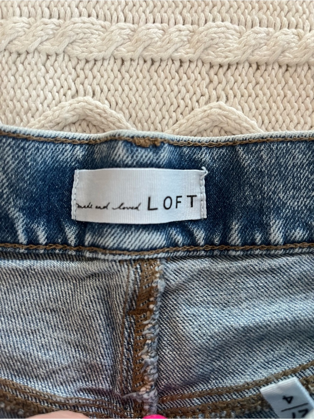 Loft Light Blue Cotton Women’s Denim Jean Shorts Size 4 or 27 Waist - Picture 5 of 15